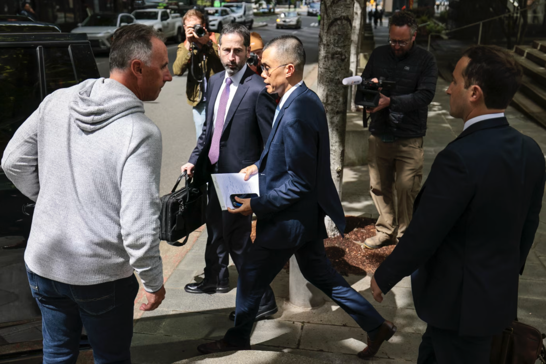 WSJ最新Binance报道：CZ或向司法部提供Justin Sun相关证据