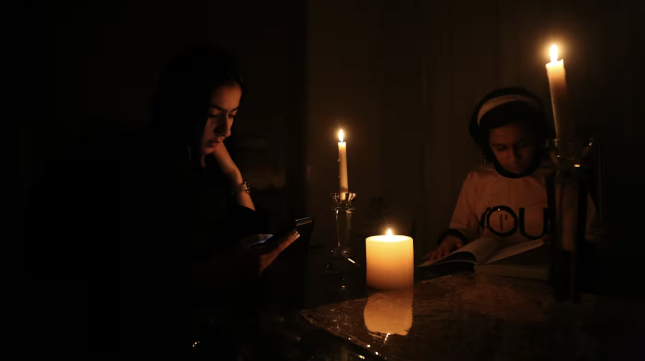 从利比亚到伊朗：停电的国，不停电的比特币矿机